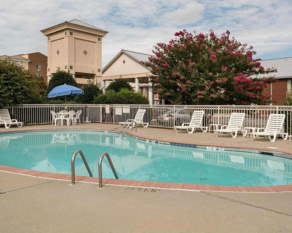Comfort Inn Petersburg Near Fort Gregg-Adams Екстериор снимка
