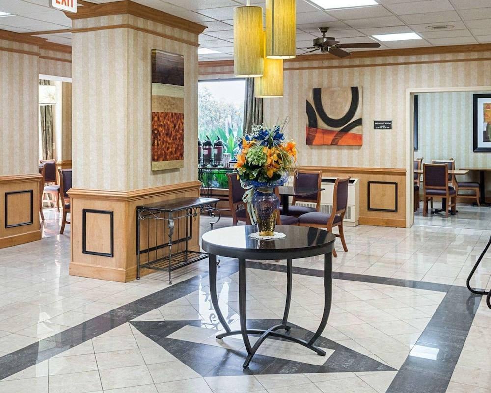 Comfort Inn Petersburg Near Fort Gregg-Adams Екстериор снимка