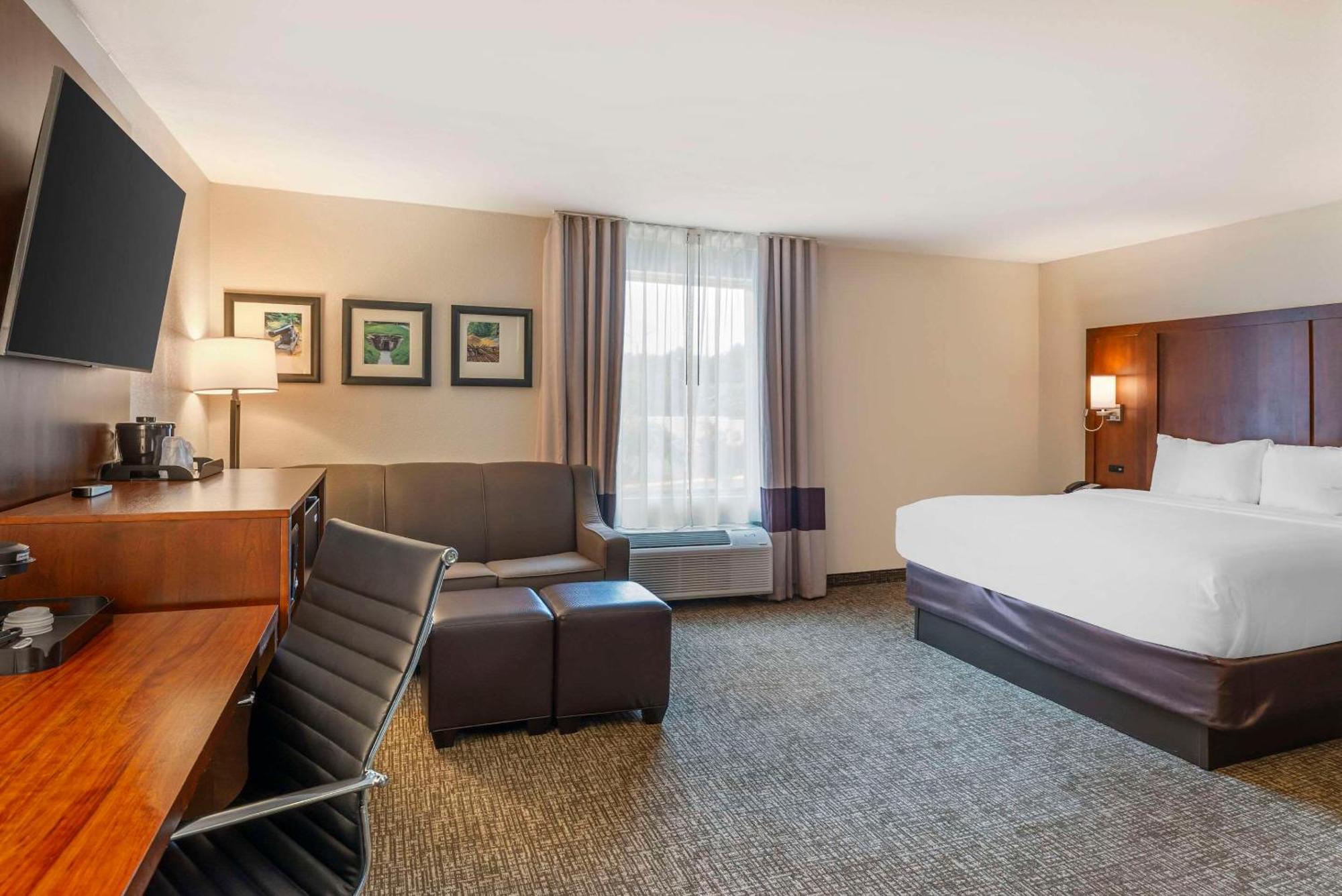 Comfort Inn Petersburg Near Fort Gregg-Adams Екстериор снимка