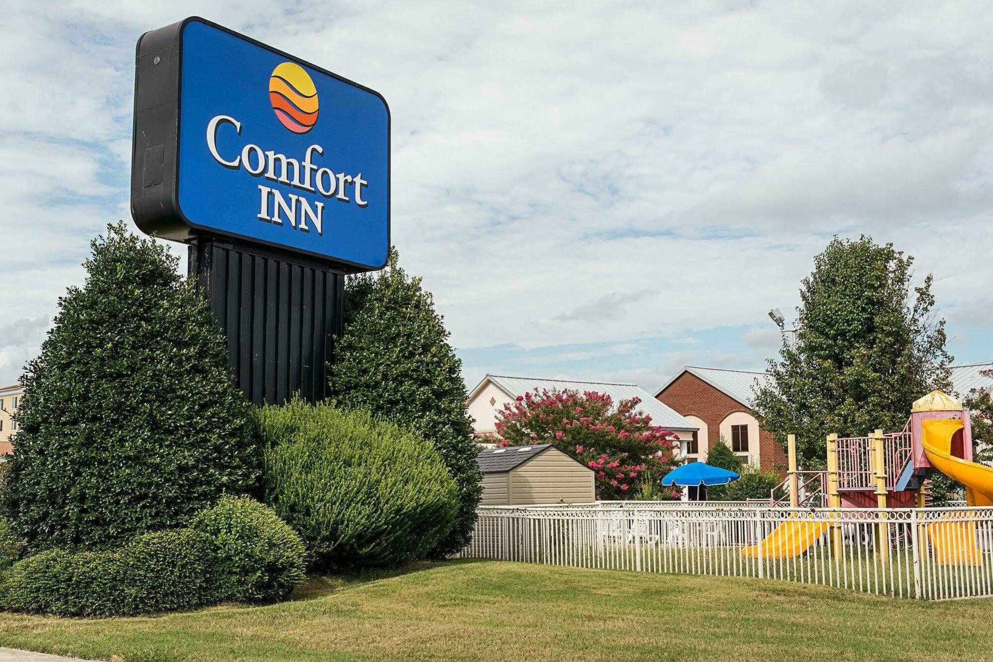 Comfort Inn Petersburg Near Fort Gregg-Adams Екстериор снимка